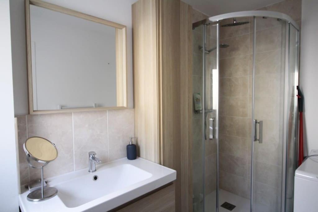 Appartement Avec Terrasse Privee, Plage A Pied Saint-Aubin-Sur-Mer  Kültér fotó